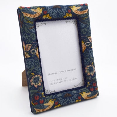 カルトナージュ花器の仏花アレンジ(一対)と写真たて(BEST OF MORRIS)