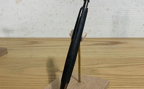 欅材のボールペン（千葉県産材）憲法黒色 AO011