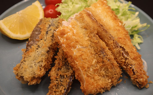 【おさかな屋さんがこっそり食べてるサバ一夜干し】SABA　STICK（さばスティック） AE004