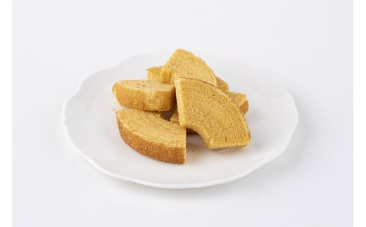 神崎町産甘酒使用・しっとり＆サクサク優しい甘さの「糀ばあむ（2個）＋糀ばあむラスク（2個）」(神崎町発酵スイーツ・フードコレクション「バームクーヘン」「ラスク」)[010-a073]【千葉県神崎町ふるさと納税】