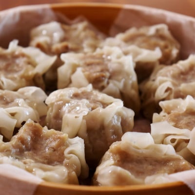 元気豚 大粒肉焼売＆フランクフルトお試しセット　600g(50g×6個入り、60g×5本入り)【配送不可地域：離島】