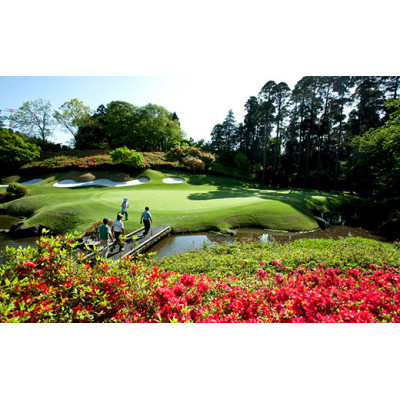 カレドニアン・ゴルフクラブ【日本一のゴルフコース認定】土日祝日ゴルフプレー券(ペア)※キャディー付