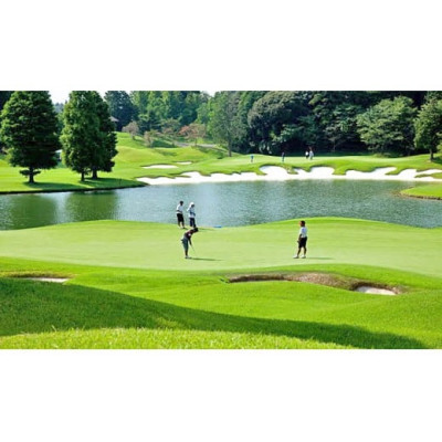 カレドニアンゴルフクラブ【日本一のゴルフコース認定】土日祝日ゴルフプレー券(4名1組)※キャディー付