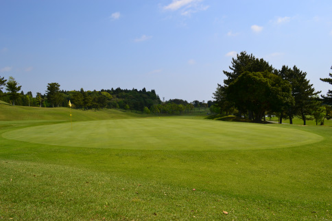 一の宮カントリー倶楽部施設利用券９枚（27,000円分）