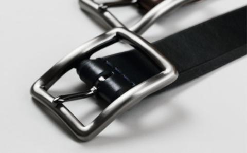 【Alt81】イタリア産皮革を使用したメンズベルト(サイズ：M、カラー：ブラック) ブラック M