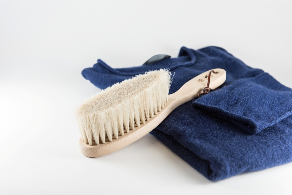 【浅草アートブラシ】高級カシミヤ用洋服ブラシ「極」