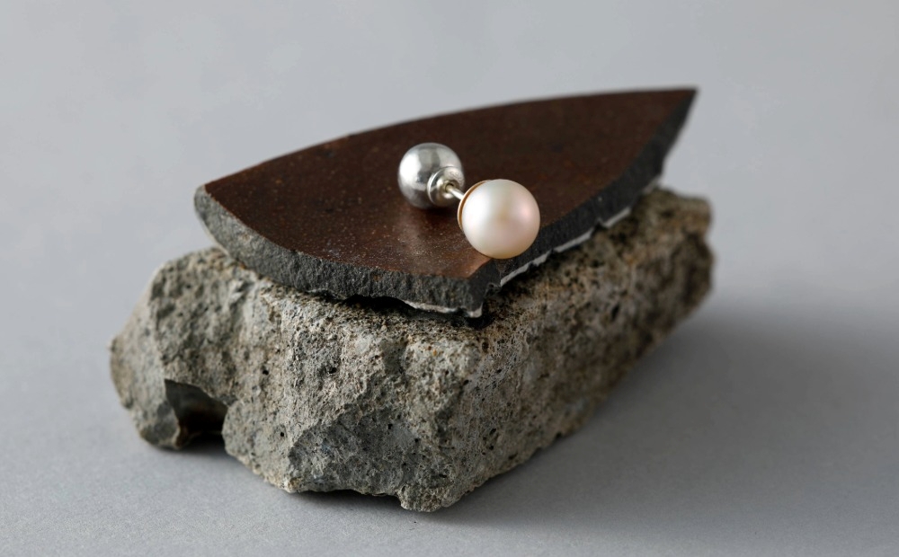 パールピアスシルバー