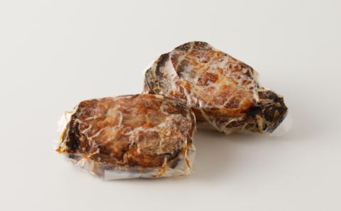 【肩ロース肉】焼豚2本（国産豚肉）特製タレ付き