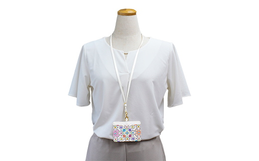 【浅草文庫】IDケース〈猫柄〉(カラー：ニビ（黒系）) ニビ（黒系）