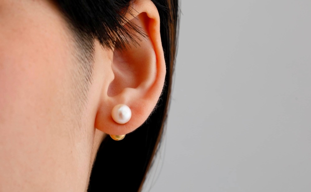 パールピアスゴールド