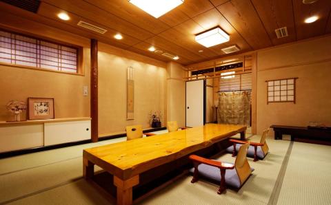 奥浅草の名料亭で浅草芸者とお座敷遊び(2名様参加）