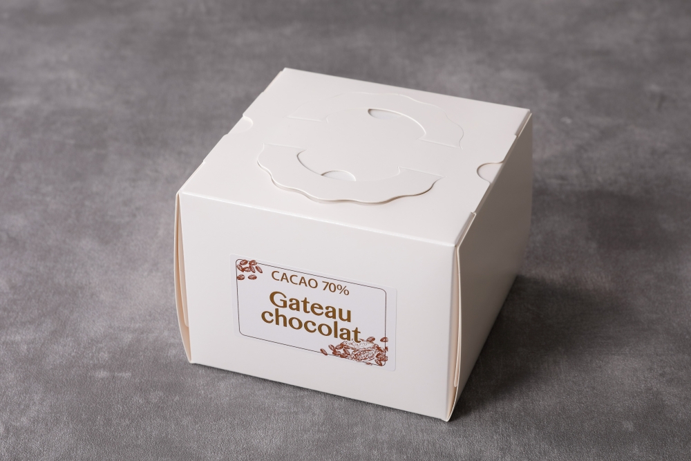 健康志向のあなたに贈る！とっておきの手作りガトーショコラ〈4号〉