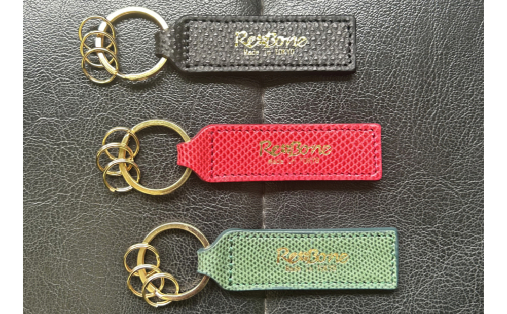 エキゾチックレザーを使用「キャッツアイ（カロング）・キーホルダー」(カラー：キャメル) キャメル