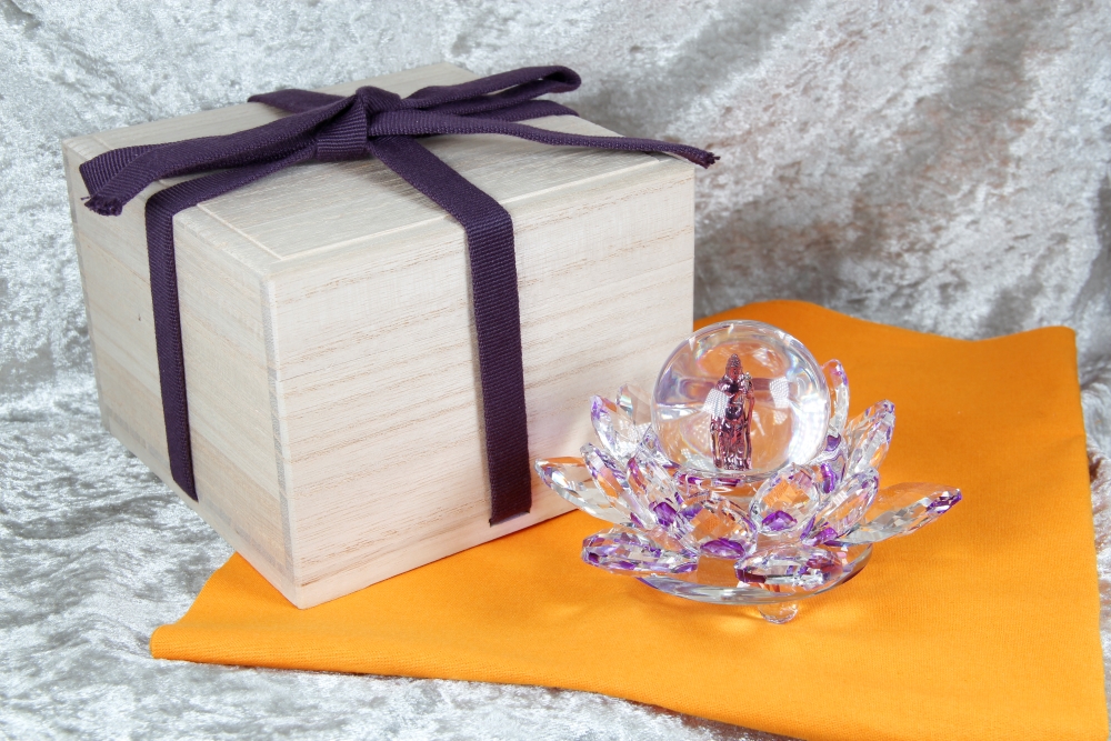 紫色の18金パープルゴールド観音像