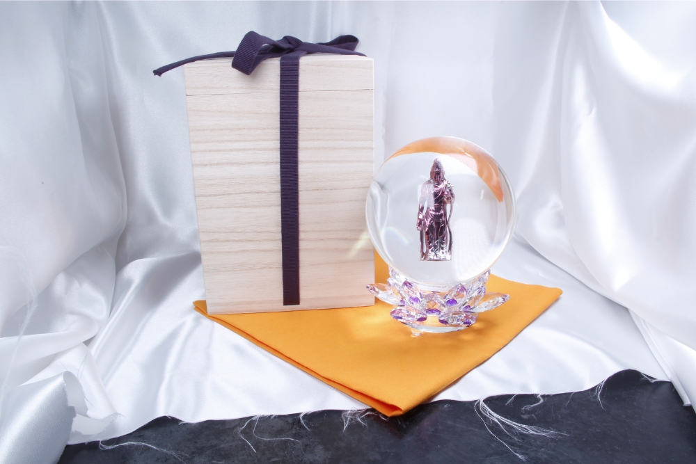 紫色の18金パープルゴールド観音像 （大）