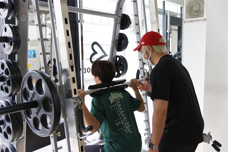 【1回60分】パーソナルトレーニング 体験チケット 4回分 《デザインボディ 御徒町店》