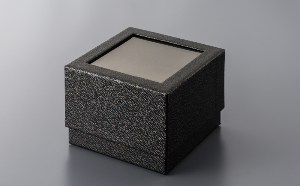 牛革製チャンピオンリストバンド (ホワイト、シルバー、ウィングスター)