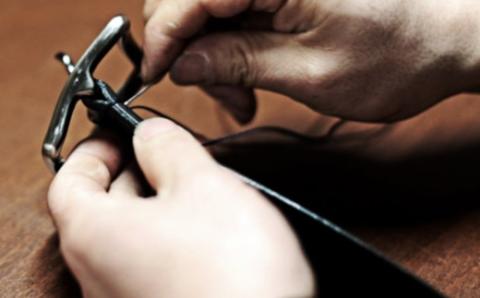 【Alt81】イタリア産皮革を使用したメンズベルト(サイズ：M、カラー：ダークブラウン) ダークブラウン M