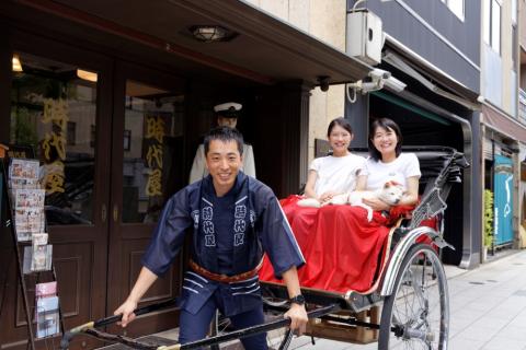 浅草人力車の一番の老舗！浅草観光人力車乗車チケット【２名様９０分コース】