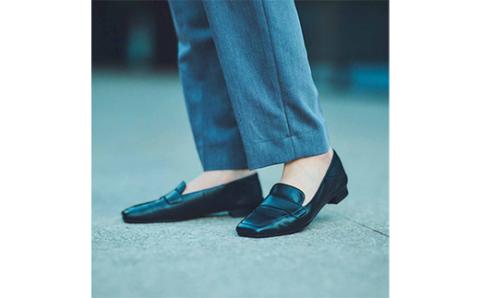 100周年マドラス 婦人靴 超ソフトタッチで軽量のスクエアモカシューズ [MAL0041](サイズ：23.5cm、カラー：ブラック) ブラック 23.5cm