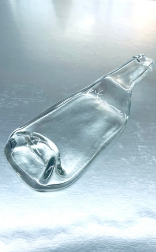 ミニサイズのワインボトルをリメイクした「MINIVINプレート」5枚セット