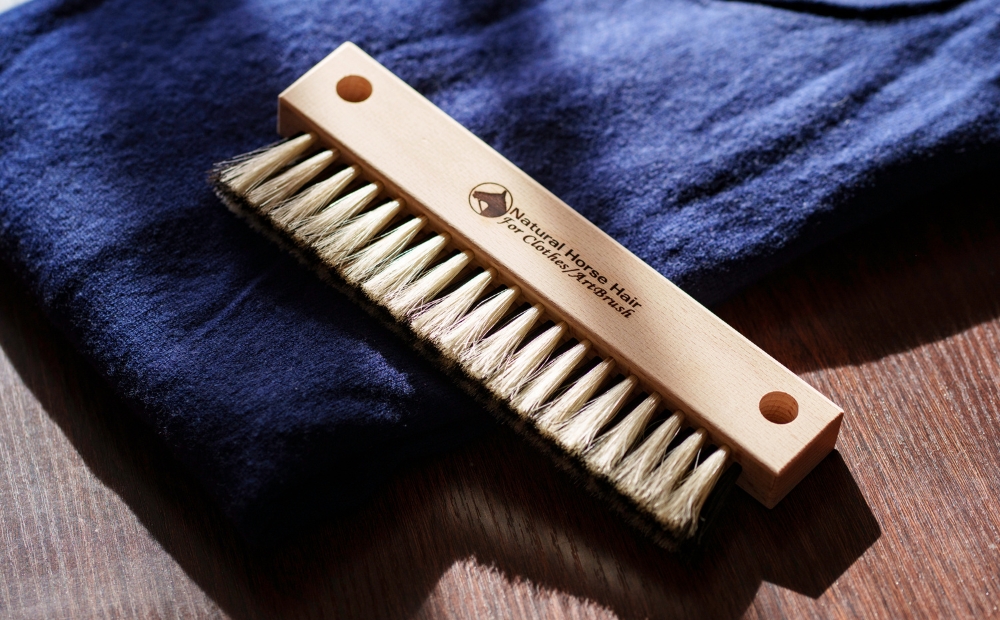 【浅草アートブラシ】万能洋服ブラシ「ストレート」