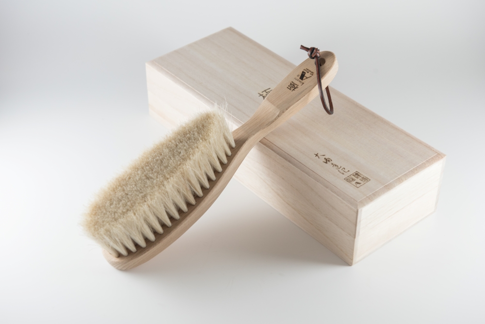 【浅草アートブラシ】高級カシミヤ用洋服ブラシ「極」