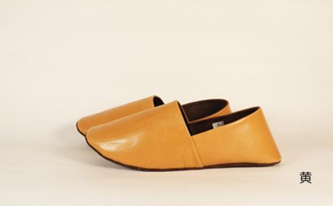 【KUTSUNE〈クツネ〉】ルームシューズ（革製・バブーシュタイプ） (サイズ：S(22.5-23.0cm)、カラー：黄) 黄 S(22.5-23.0cm)