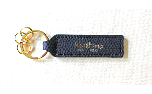 エキゾチックレザーを使用「キャッツアイ（カロング）・キーホルダー」(カラー：ネイビーブルー) ネイビーブルー