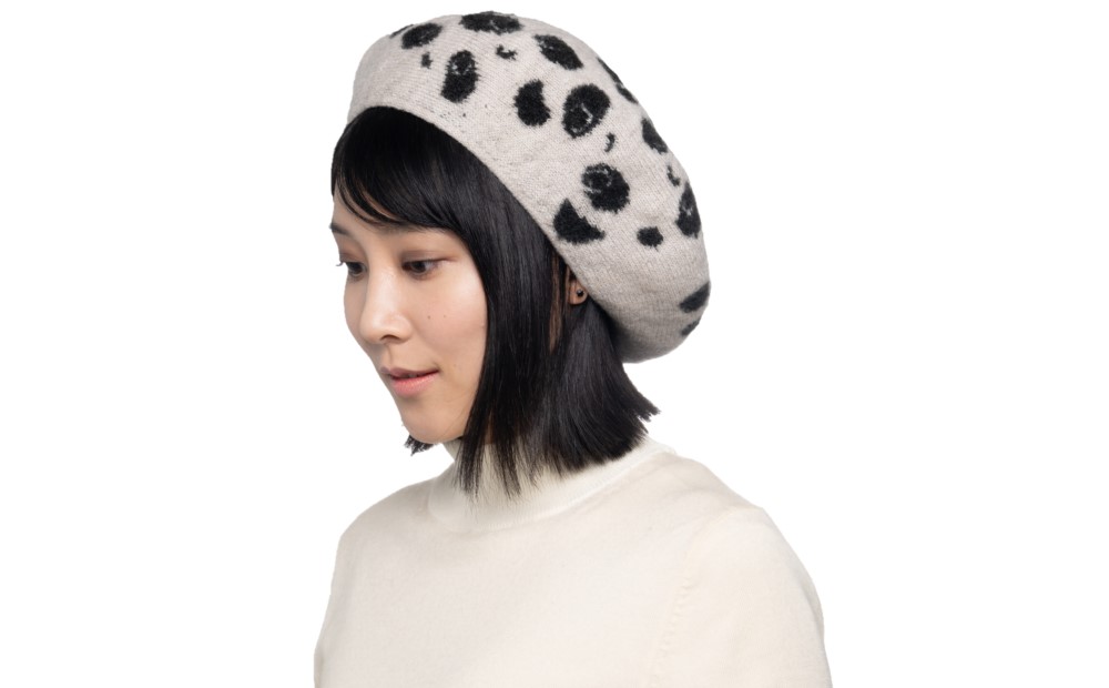 ヒョウ柄風パンダフェイスニットベレー帽 (カラー：ベージュ) ベージュ