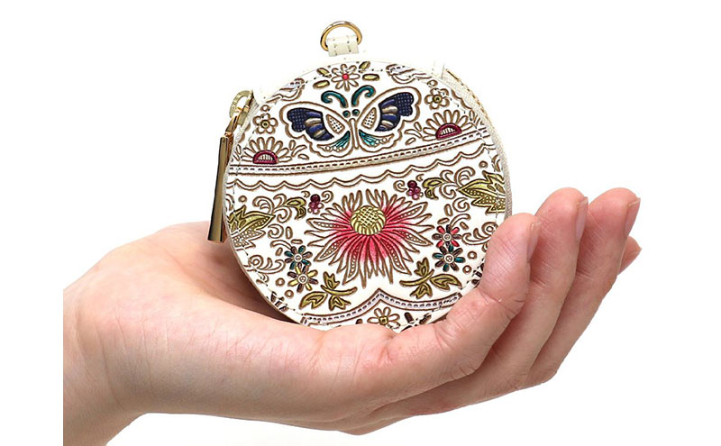 【文庫屋大関】マカロンポーチ 茉莉花＜珊瑚＞【皮革工芸品】 ポーチ ミニポーチ 小物入れ アクセサリー入れ イヤホン入れ 収納 保管ケース 手のひらサイズ  本革 革 皮革 工芸品 工芸 雑貨 ギフト プレゼント 日本製 東京