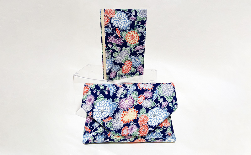 <<伝統工芸コラボ>>御朱印帳セット 御朱印帳袋 着物地 正絹 和紙 小紋柄 黄綬褒賞受賞 一点物 クリーム