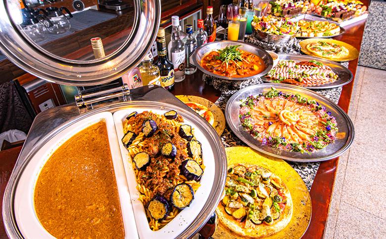 ザ・レギャン・トーキョー ディナー貸切テラス付個室演出系フレンチお食事券（10名様分）