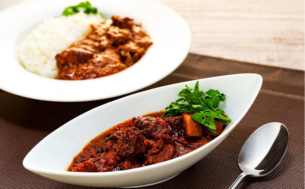 肉の魔術師シリーズ　レトルトセット【2種2パック入り】ハンガリー式シチュー＆ビーフストロガノフ