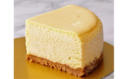 モンテローザ　ベイクドチーズケーキ　ホール６号