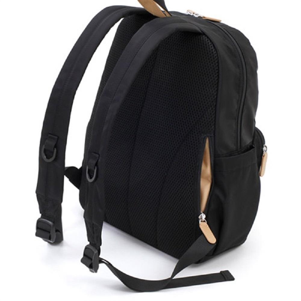 リュック　(R-0711) ブラック/カフェオレ〈キタムラ〉