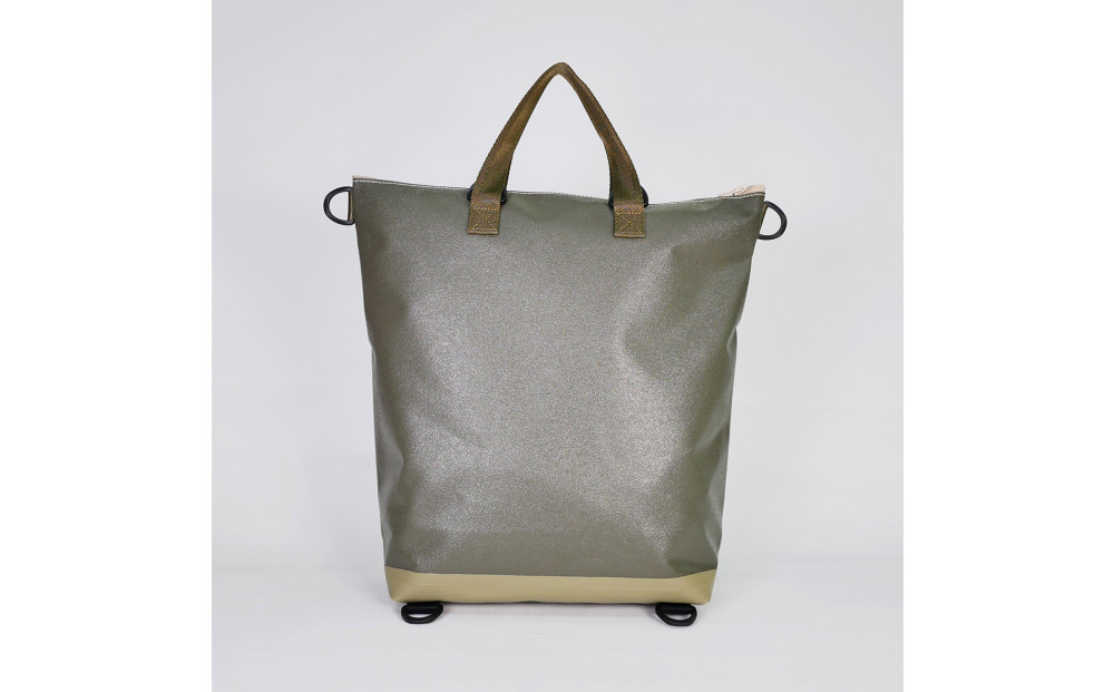 TENT BAG SARAH.01　防水バッグパック【カーキ】