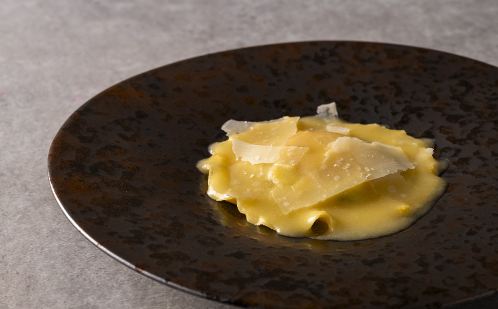 【Unico Polo Dinner】アミューズ5大陸等全8品ディナーコース＋乾杯シャンパン　ペアチケット【三井ガーデンホテル横浜みなとみらいプレミア　20階】