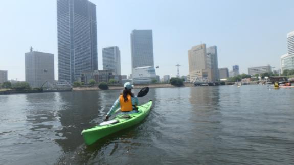 シーカヤック赤レンガミニツーリング（大人１名と小中学生のこども1名の計２名での乗船）