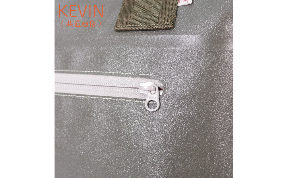TENT BAG KEVINI.02　防水トートバッグ A4サイズ【カーキ】