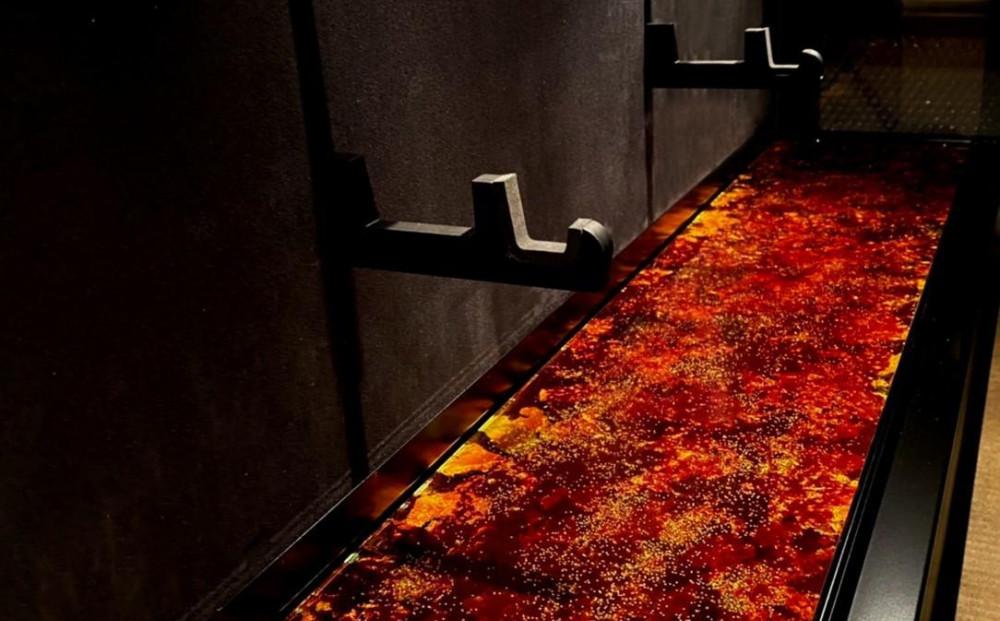 刀箱（箔漆 紅葉）