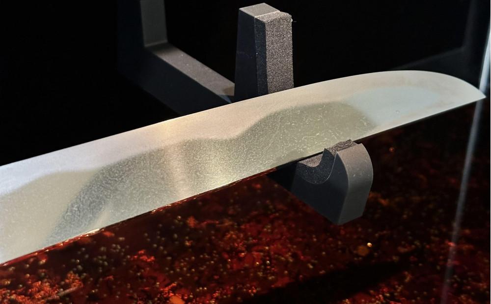 短刀箱（箔漆 紅葉）