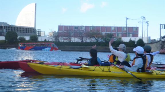 シーカヤック赤レンガミニツーリング（大人１名と小中学生のこども1名の計２名での乗船）