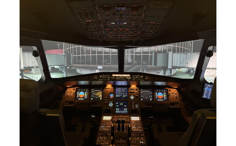 A320フライトシミュレーター60分操縦体験