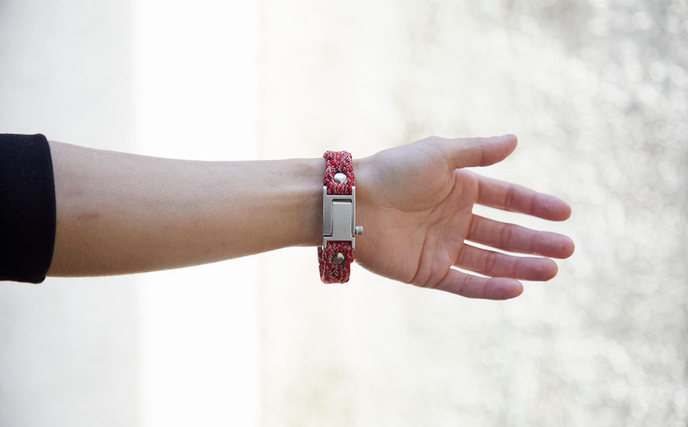 【Size21cm】ザオラル・リカバリーαバンド RD/SI｜横浜市 高機能 ブレスレット アクセサリー