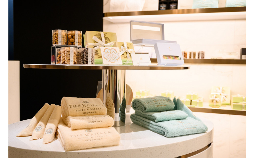 【ザ・カハラ・ホテル＆リゾート 横浜】平休日1泊朝食付 ペア宿泊券《ザ・カハラ　グランドツイン》