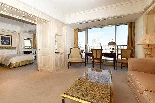 ホテルニューグランド プルミエスイートルーム ペア宿泊券（1泊2食付・フレンチディナー）｜ホテル＆リゾート ホテル 横浜