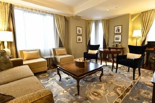 ホテルニューグランド マッカーサーズスイート　ペアご宿泊券（1泊2食付、夕食：フレンチディナー、館内ツアー付）|ホテル＆リゾート ホテル 横浜