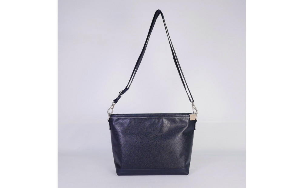 TENT BAG HEIDI.01　防水ショルダーバッグ【ブラック】