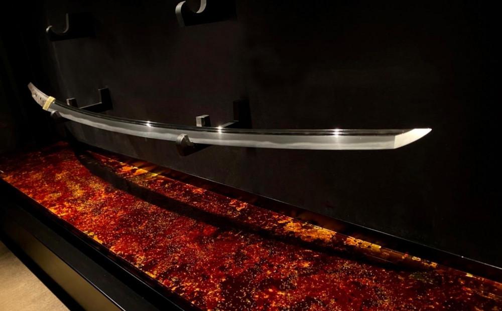 刀箱（箔漆 紅葉）